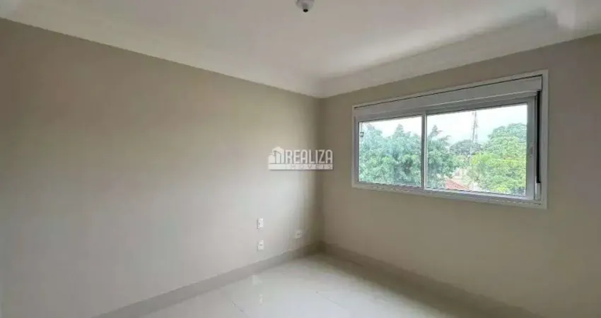 Apartamento de 3 dormitorios, suite e 3 vagas no bairro fabricio, uberaba