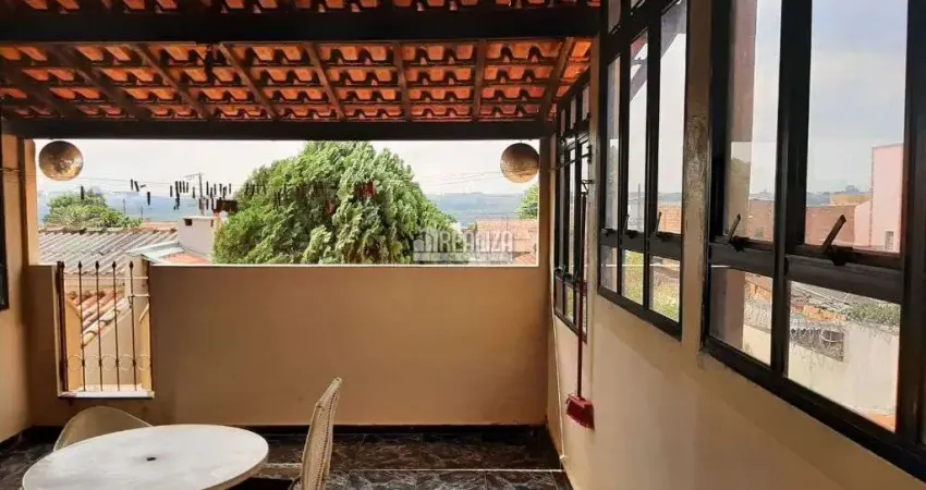 Casa com 6 quartos à venda no Jardim Uberaba, Uberaba 
