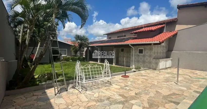 Casa de alto padrao com piscina aquecida no jardim sao bento - uberaba
