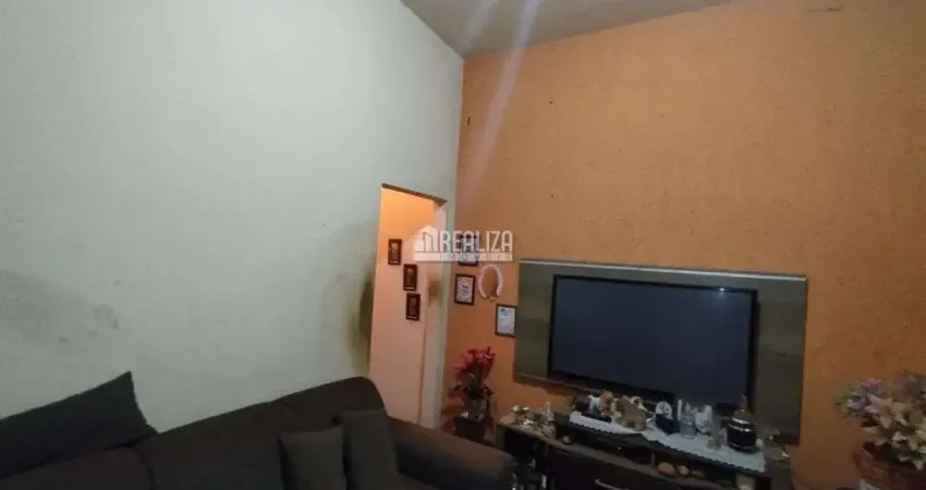 Casa à venda no São Benedito, Uberaba 