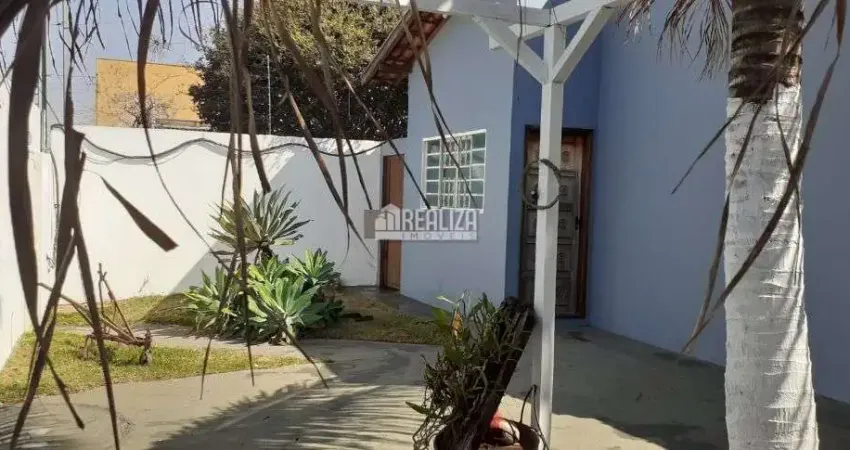 Casa com 2 quartos à venda no Parque das Gameleiras, Uberaba