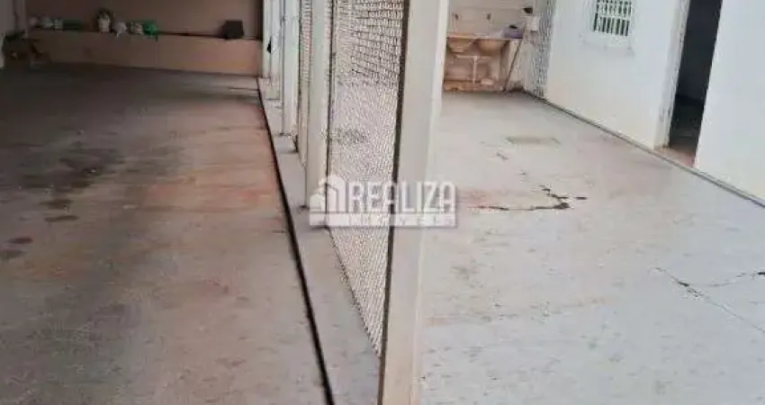 Casa com 2 quartos à venda no Mercês, Uberaba 