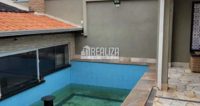 Casa com area de lazer completa no bairro universitario em uberaba