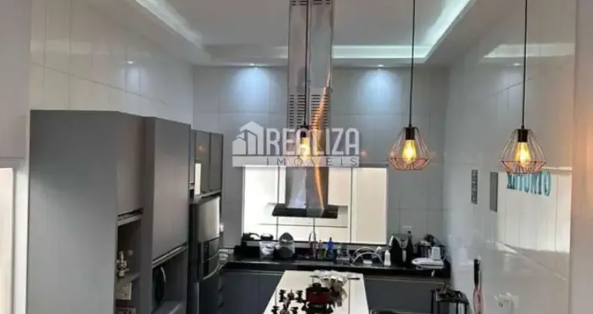 Casa a venda no parque das laranjeiras ii, uberaba - 3 dormitorios, suite e 3 garagens