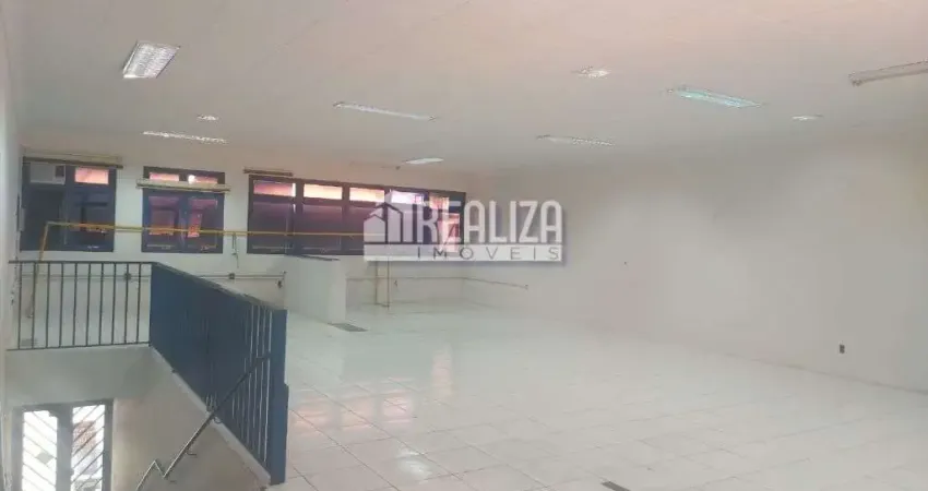 Aluguel de galpao comercial em sao benedito, uberaba - 2 banheiros