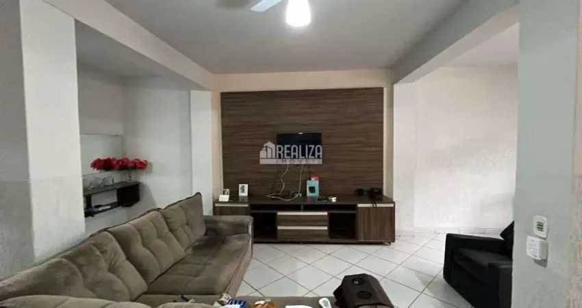 Casa com 5 quartos à venda no Mercês, Uberaba