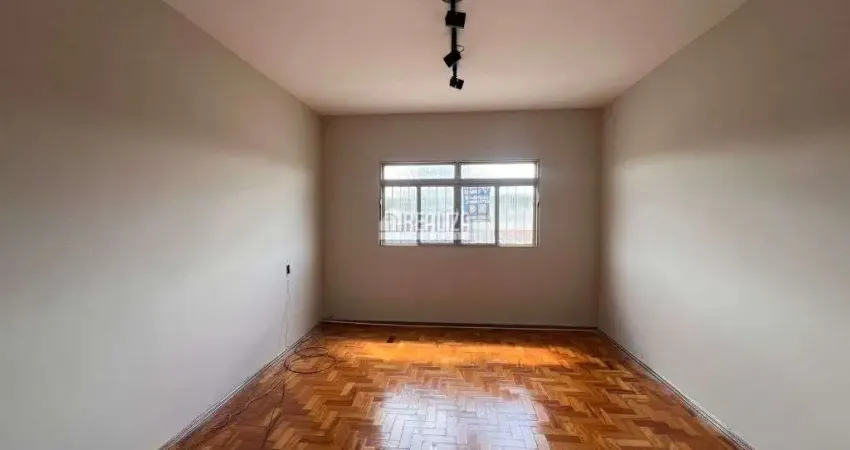 Apartamento com 3 quartos para alugar no Bom Retiro, Uberaba