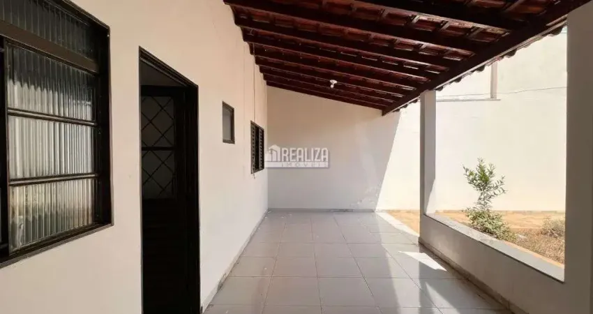 Casa com 3 quartos à venda no Jardim Elza Amuí III, Uberaba