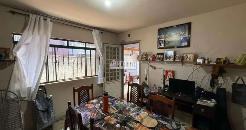 Casa com 4 quartos à venda na Nossa Senhora da Abadia, Uberaba