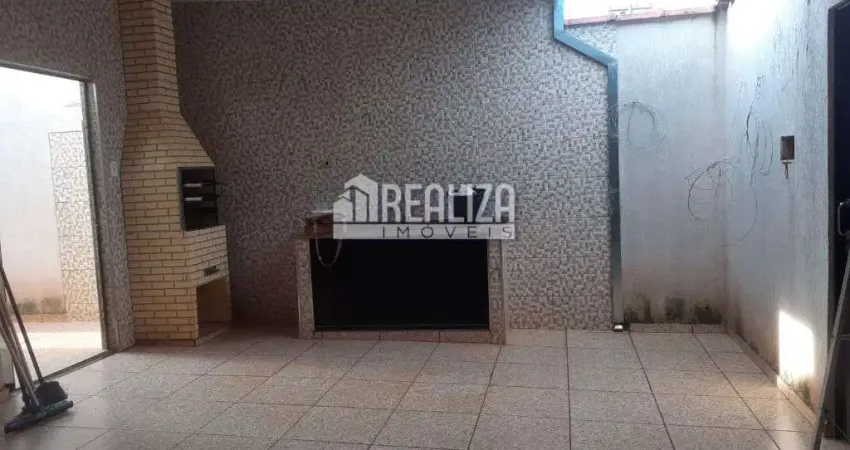 Casa com 3 quartos à venda no Jardim Evaristo Rodrigues Nunes, Igarapava