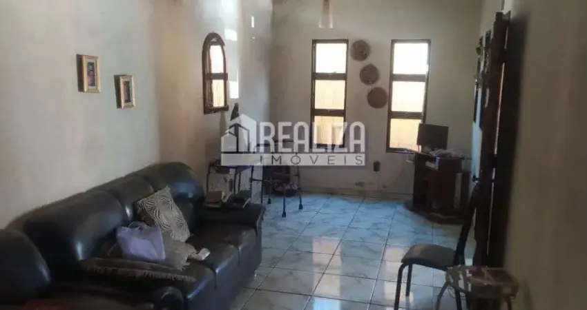 Casa com 2 quartos à venda no Lourdes, Uberaba