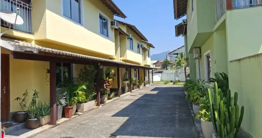 Casa em condomínio fechado com 2 quartos à venda na Taquara, Rio de Janeiro 