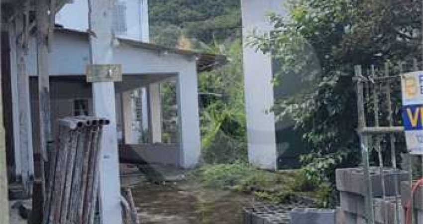 Casa com 6 quartos à venda em Centro - SP