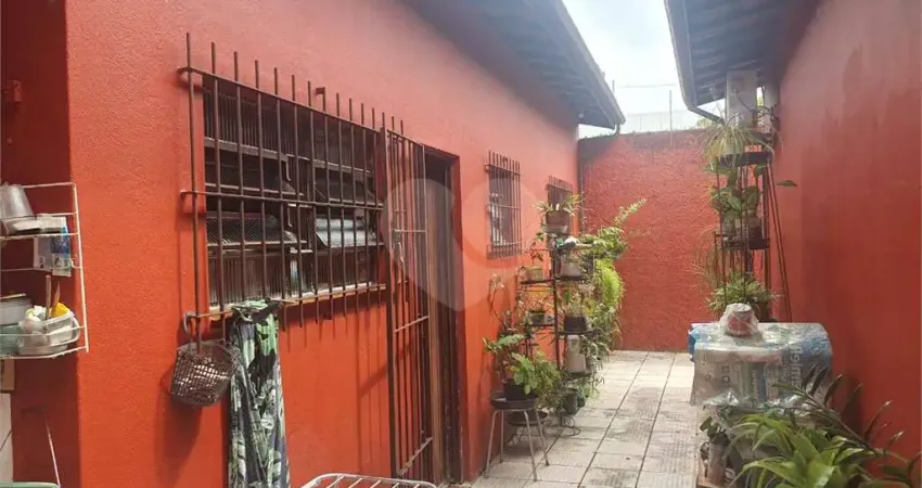 Casa térrea com 4 quartos à venda em Jardim Primavera - SP