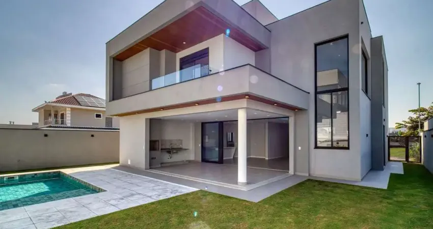 Casa no Mont Blanc com 3 suítes, piscina e 300m² – Urbanova, São José dos Campos