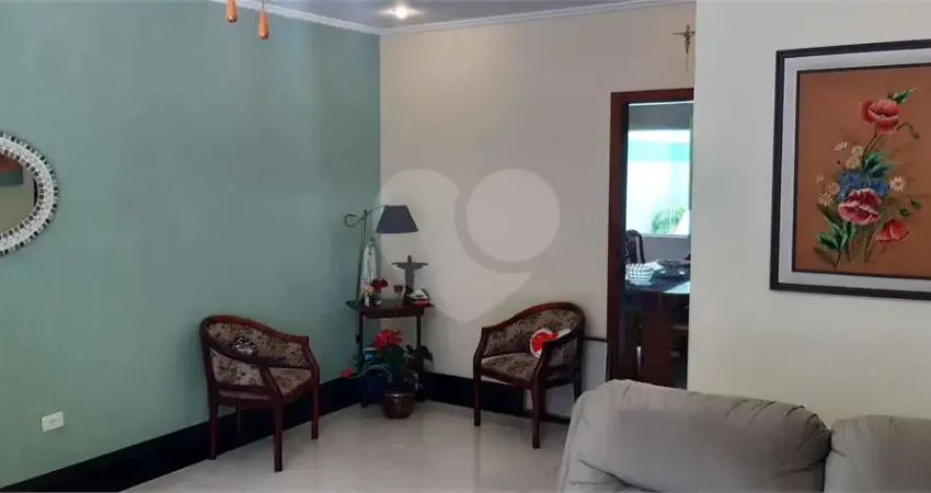 Casa com 3 quartos à venda no Osvaldo Cruz, São Caetano do Sul 