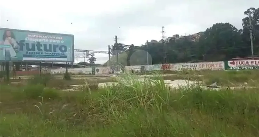 Terreno comercial à venda na Vila Noêmia, Mauá 