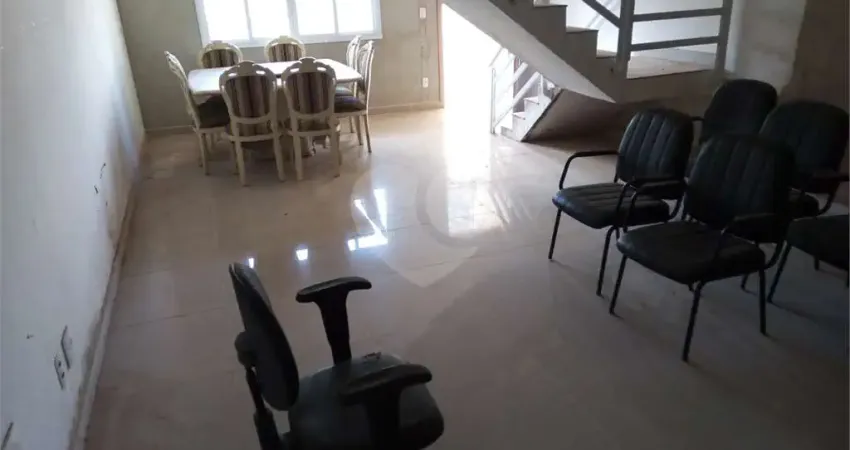 Sobrado com 2 quartos à venda em Jardim Rina - SP
