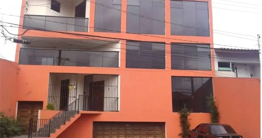Sobrado com 4 quartos à venda em Vila Camilópolis - SP