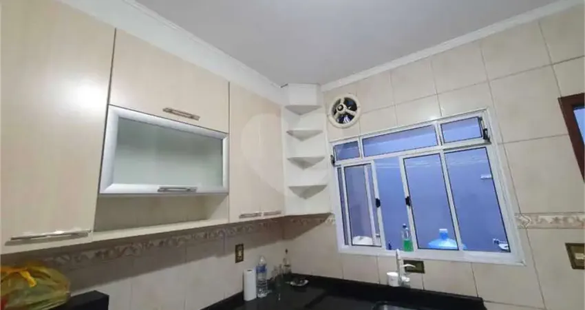 Casa com 2 quartos à venda na Vila Lucinda, Santo André 