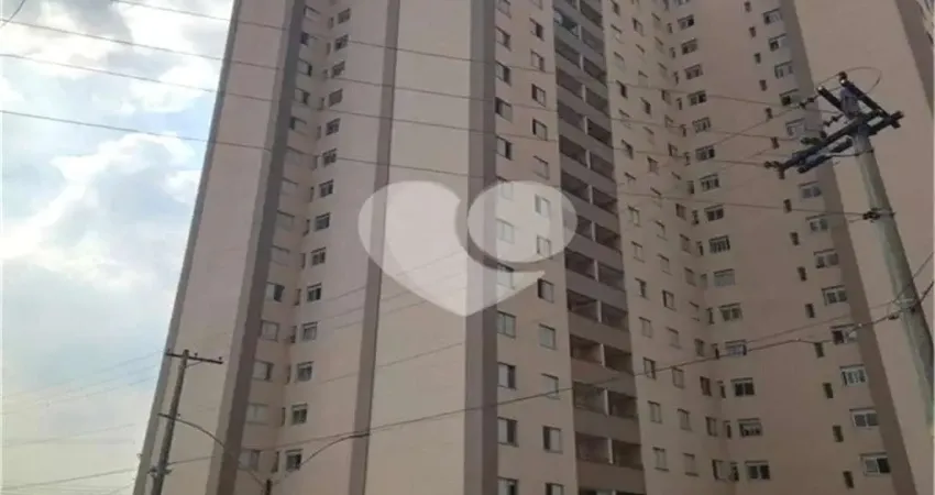 Apartamento com 3 quartos para locação em Vila Camilópolis - SP