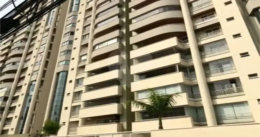 Apartamento com 3 quartos para locação em Casa Branca - SP