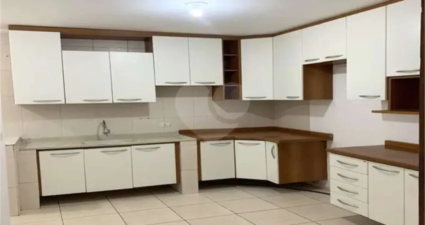 Apartamento com 3 quartos à venda em Jardim Guarará - SP