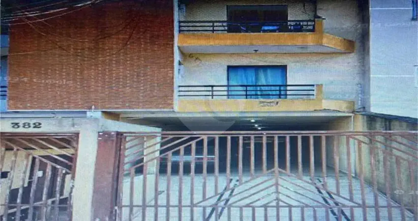 Sobrado com 3 quartos à venda em Jardim Guarará - SP