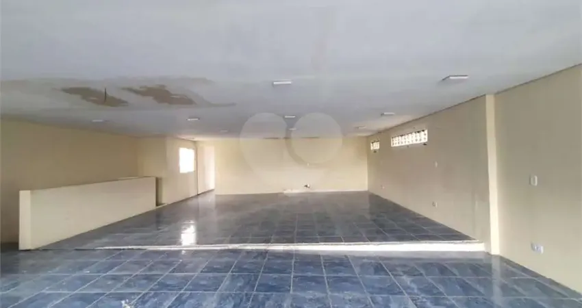 Prédio para alugar na Vila Eldízia, Santo André