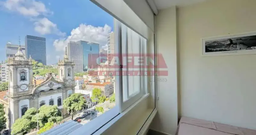 Excelente apartamento reformado ao lado do metrô na uruguaiana