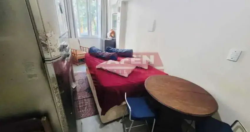Kitnet / Stúdio à venda na Rua Barata Ribeiro, Copacabana, Rio de Janeiro