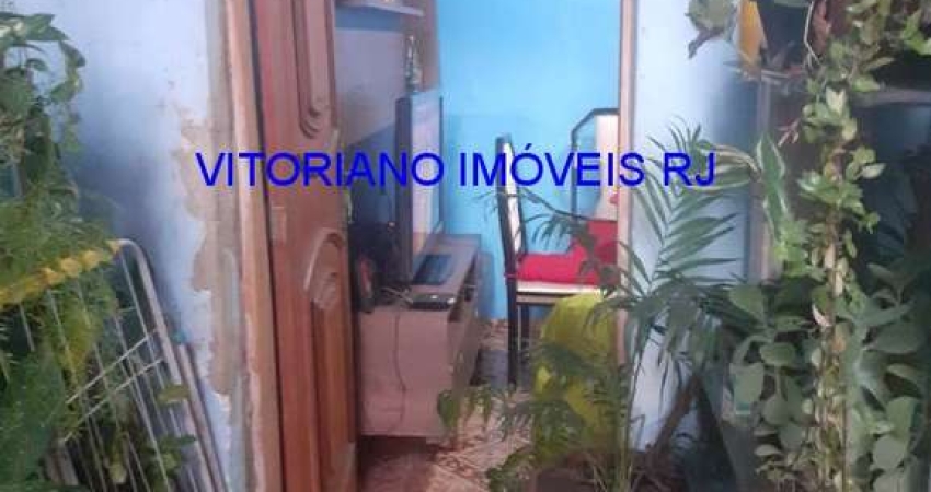 CASA DOIS QUARTOS Á VENDA EM ROCHA MIRANDA!