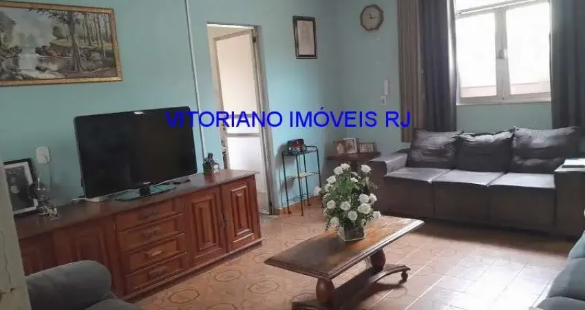 CASA  Á VENDA EM BENTO RIBEIRO DOIS QUARTOS GARAGEM !