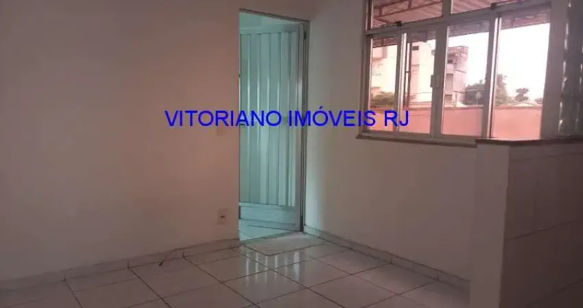 Casa tipo apartamento 2 andar para locação em bento ribeiro!