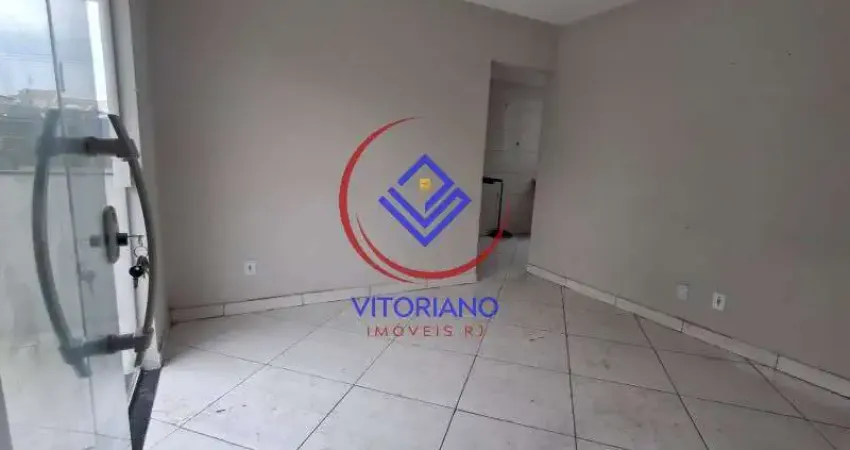 Casa tipo apartamento no segundo andar à venda em bento ribeiro!