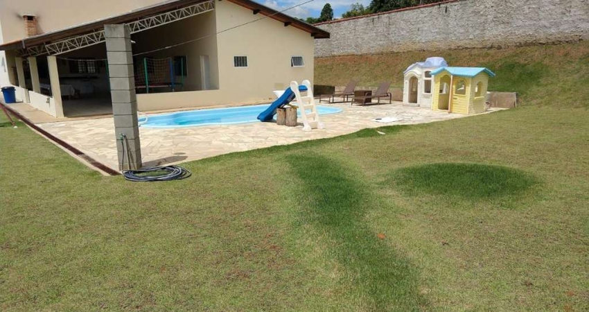 CHACARA COM 2300 METROS, AREA GOURMET, PISCINA, POMAR - BAIRRO RECONQUISTA