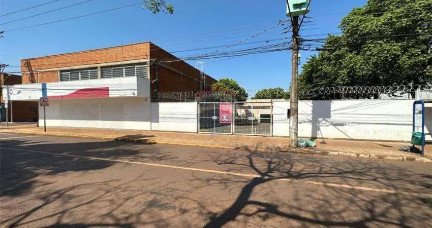 Ponto comercial com 1.400m² para locação no vila mariana - ribeirão preto
