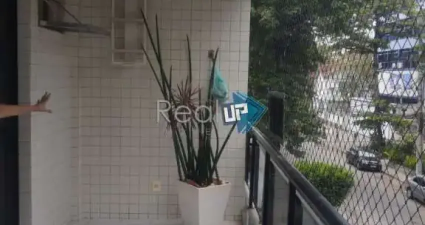 Apartamento com 3 quartos à venda na Rua Itabaiana, Grajaú, Rio de Janeiro