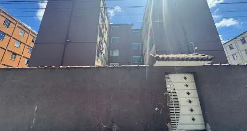 Apartamento com 2 dormitórios para alugar, 52 m² por R$ 850,00/mês - Guaianases - São Paulo/SP