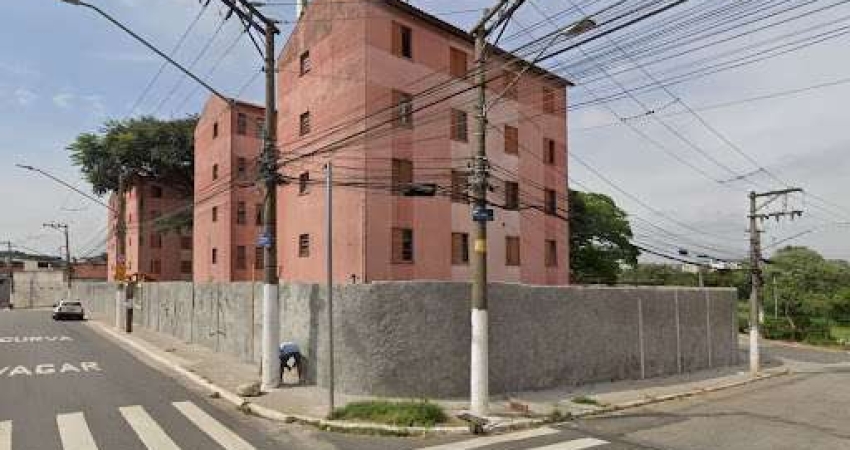 Apartamento com 2 dormitórios à venda, 46 m² por R$ 160.000,00 - Conjunto Residencial Prestes Maia - São Paulo/SP