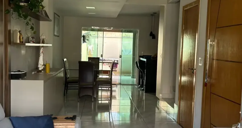 Casa em condomínio fechado com 3 quartos à venda no Bandeirantes, Londrina 