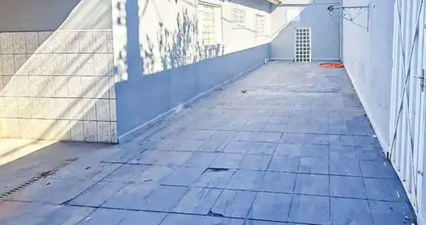 Casa com terreno de 360 m² próxima ao Supermercado Rondon
