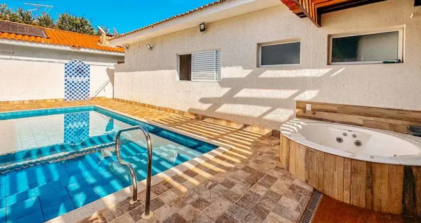 Linda casa com 3 suítes no condomínio Habiana 1