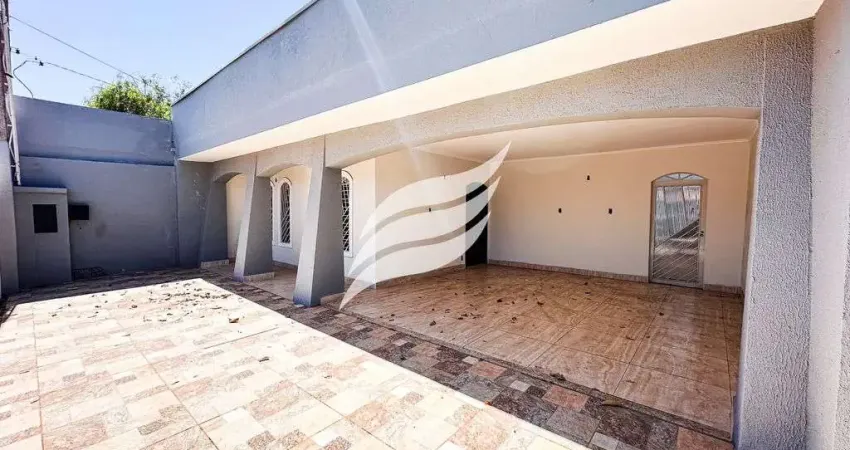 Casa com 3 quartos à venda na Rua Governador Pedro de Toledo, 1, Higienópolis, Araçatuba