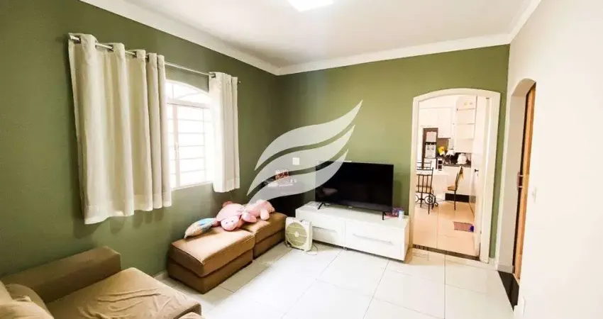 Casa espaçosa com 03 quartos e 02 suítes à venda no bairro dona amélia