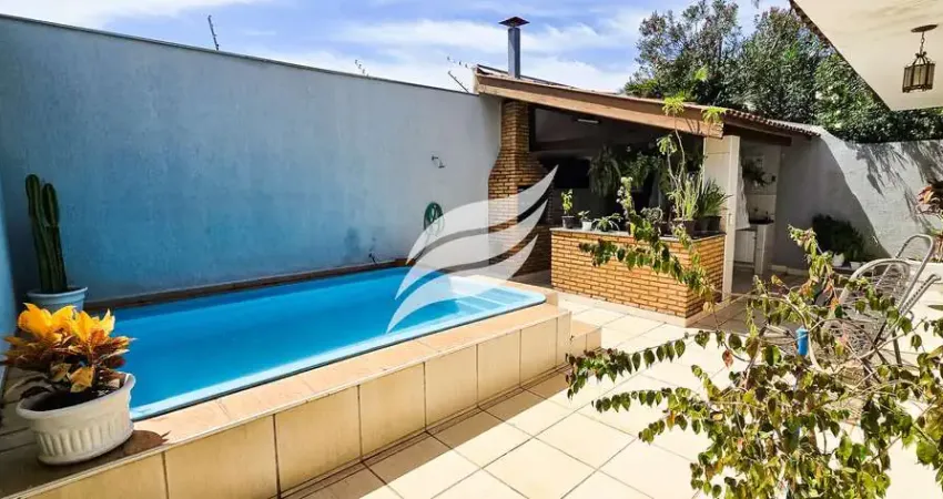 Casa com 03 quartos e piscina à venda no bairro jardim nova york