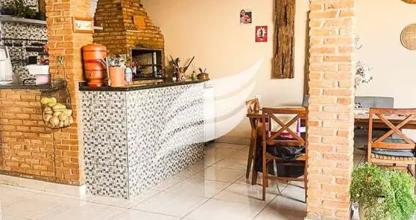 Casa 02 quartos à venda próxima a rodovia eliéser montenegro magalhães