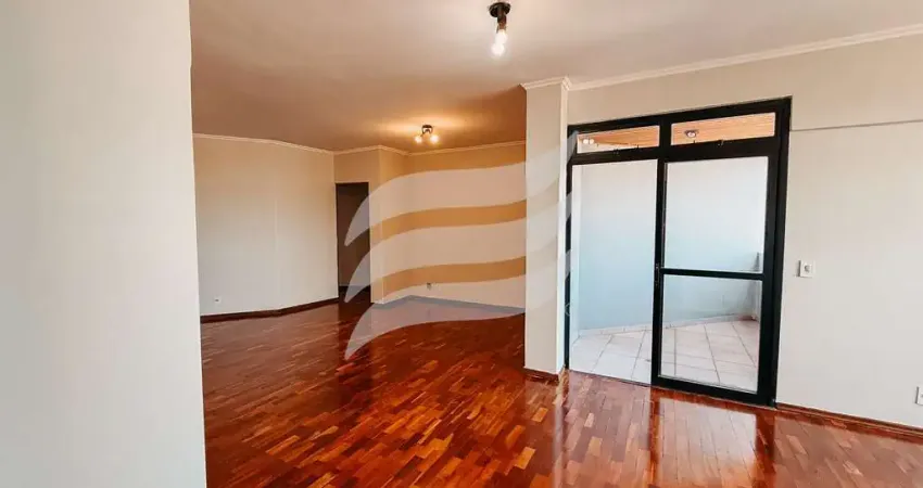 Apartamento com muito espaço a poucos passos do Centro de Araçatuba/SP