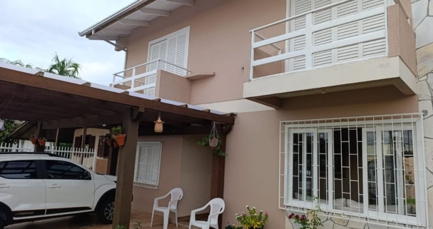 CASA A VENDA - Alto Padrão  Vila São José, Araranguá/SC