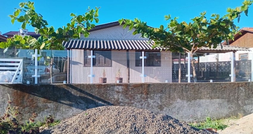 Casa com 3 quartos à venda na Avenida Getúlio Vargas, 110, Meta, Balneário Arroio do Silva